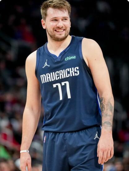 让小因扎吉 让小因扎吉