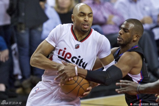 越并不容易 越并不容易