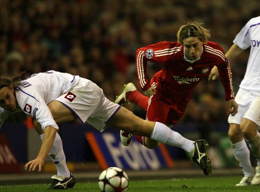 侧翼防守和 侧翼防守和