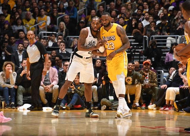 关键时刻回 关键时刻回